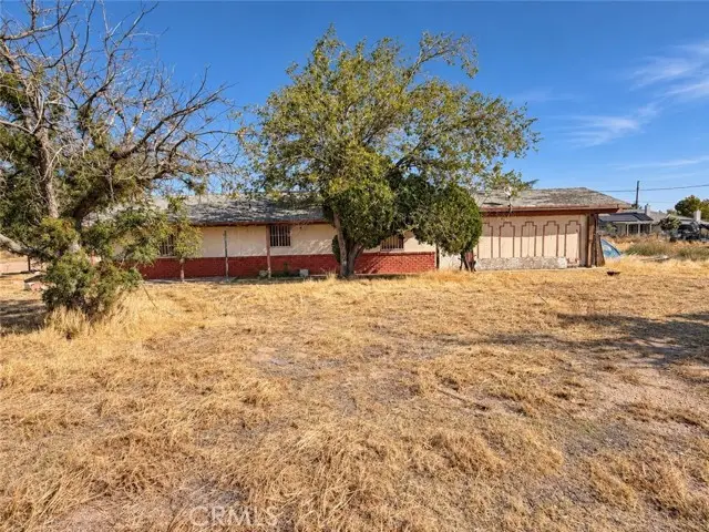 15116 Palm, Hesperia, CA 92345 - #2