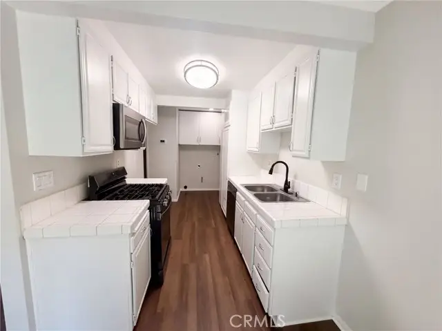 912 Mountain  #Apt D, Ontario, CA 91762 - #2