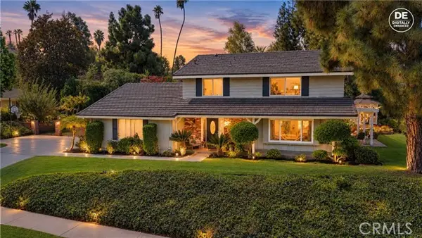 1230 Via Vallarta, Riverside, CA 92506