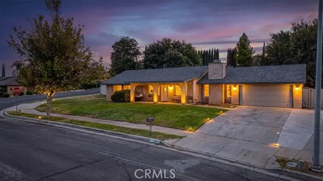 1423 West Hoffer, Banning, CA 92220 - #2
