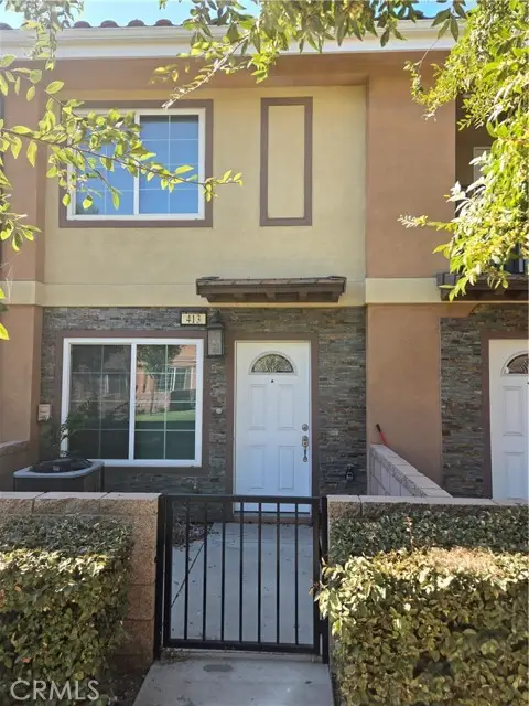 16408 Valencia, Fontana, CA 92335