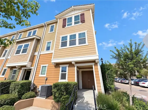 14114 Pine, Van Nuys, CA 91405