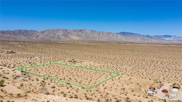 5500 Manzanita Drive, Landers, CA 92285 - #3