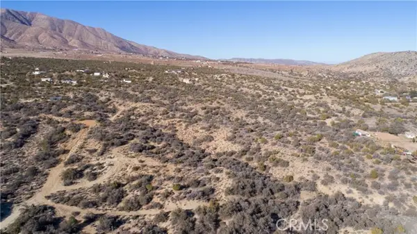 128 Finchgrove Avenue, Pearblossom, CA 93553
