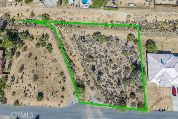 17 San Diego, Yucca Valley, CA 92284