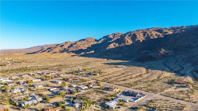 7062 Estrella Avenue, Twentynine Palms, CA 92277 - #3