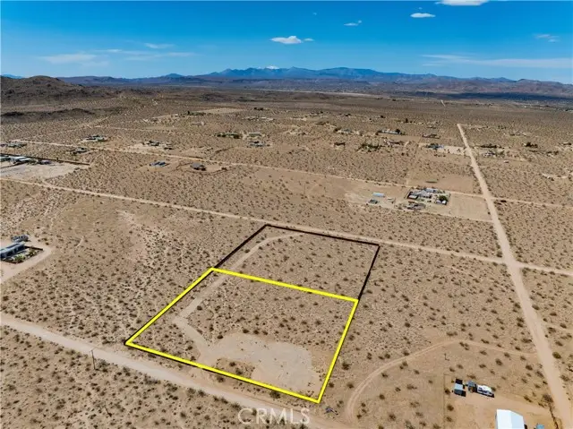 424 Ducor Avenue, Landers, CA 92285 - #1
