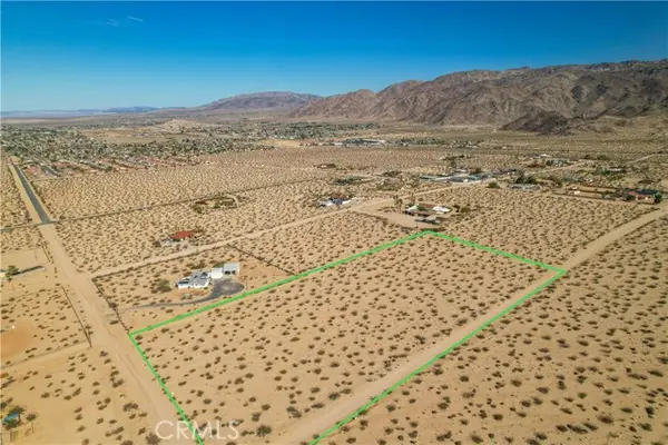 10 Noels Knoll Road, Twentynine Palms, CA 92277