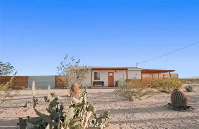 60521 Lorraine Avenue, Landers, CA 92285 - #1