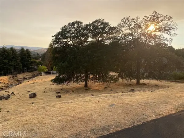 18765 Oak Grove Road, Hidden Valley Lake, CA 95467