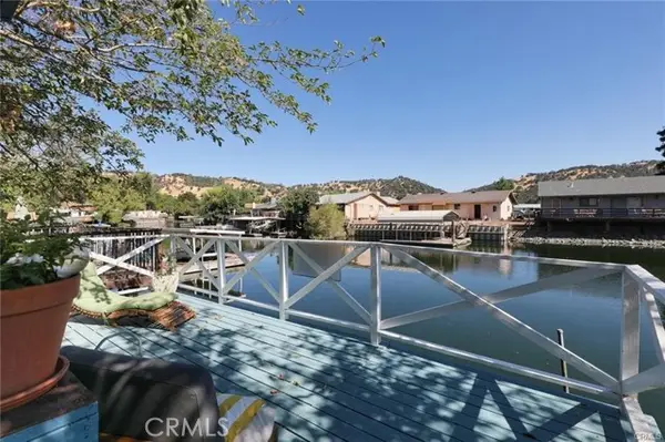 13050 Island Drive  #12, Clearlake Oaks, CA 95423