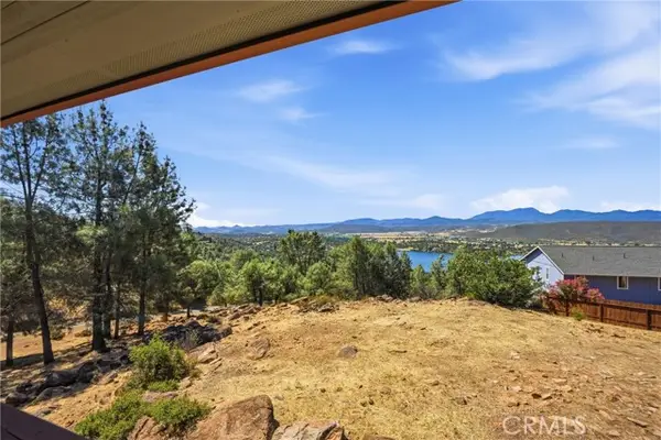 16547 Crescent Court, Hidden Valley Lake, CA 95467