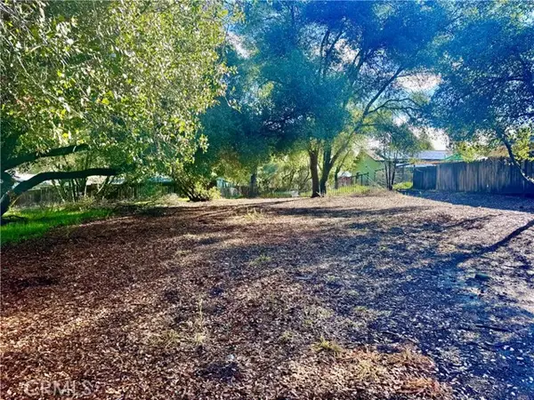 3086 12th Street, Clearlake, CA 95422