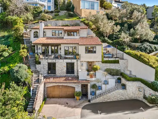 2100 Crestview Drive, Laguna Beach, CA 92651 - #2