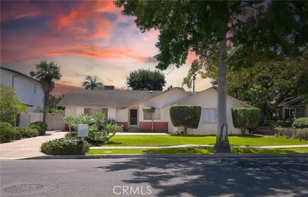2032 Aliso Avenue, Costa Mesa, CA 92627