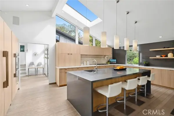 1900 Catalina Street, Laguna Beach, CA 92651