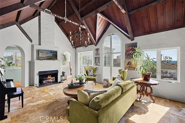 1494 Glenneyre, Laguna Beach, CA 92651