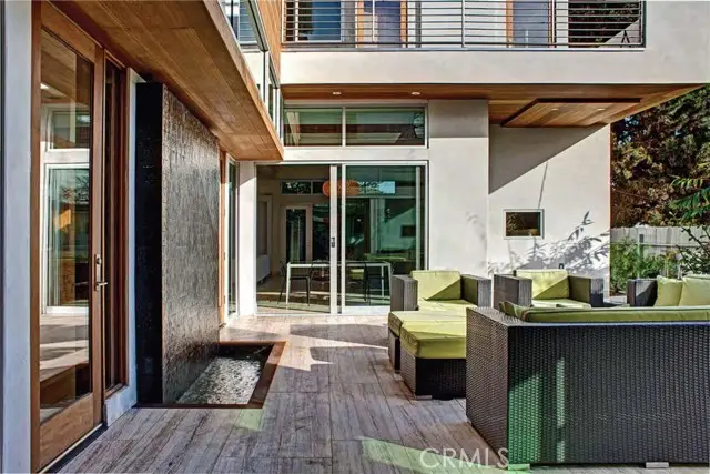 4154 Kenyon, Los Angeles, CA 90066 - #2