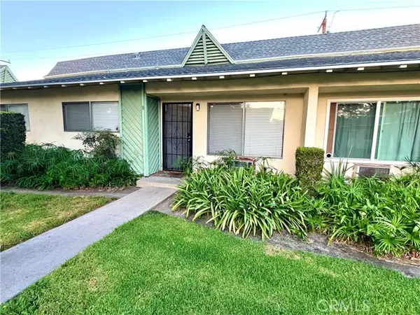 15712 Pasadena  #8, Tustin, CA 92780