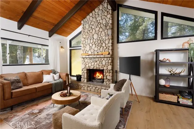 825 Lake View Lane, Twin Peaks, CA 92391 - #1