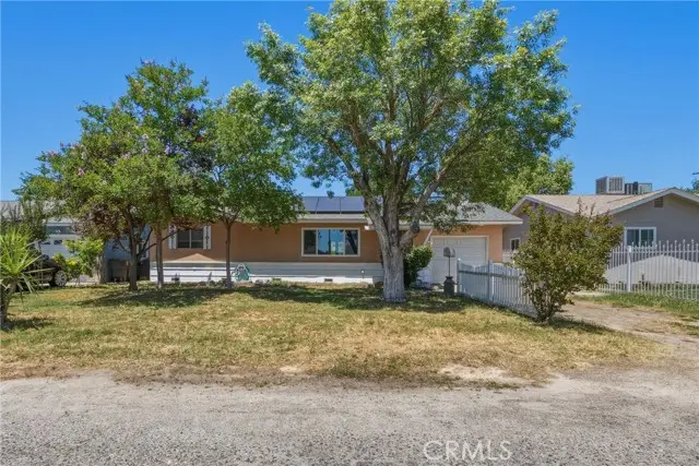 6812 Helton, Winton, CA 95388 - #1