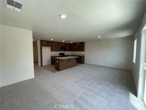714 Stone Ridge East Avenue, Merced, CA 95341