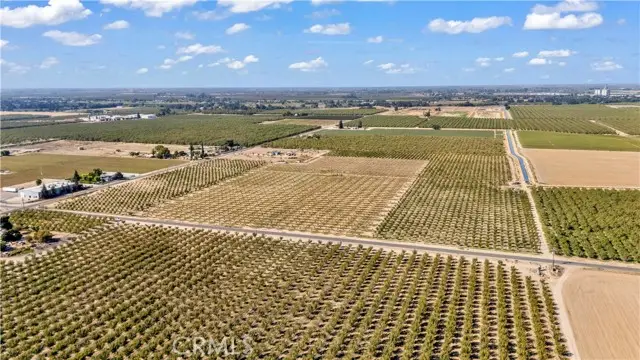 14806 Peach Avenue, Livingston, CA 95334 - #1