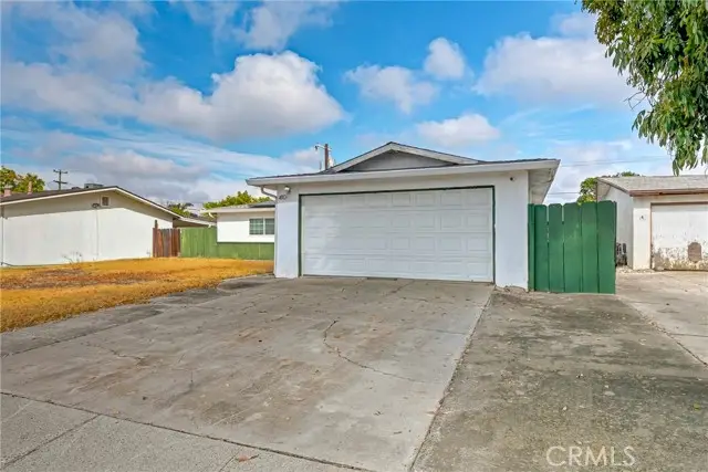 410 Willmott Avenue, Los Banos, CA 93635 - #2