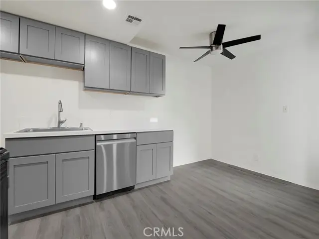 9038 Orion Avenue  #209, North Hills, CA 91343 - #3