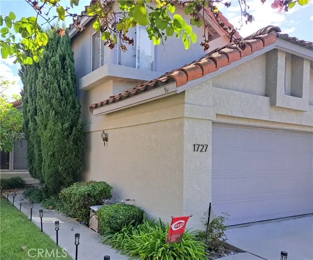 1727 Avenida Vista Labera, Oceanside, CA 92056 - #1