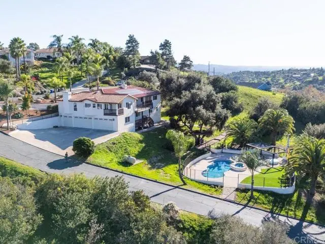 2230 Calle Dos Lomas, Fallbrook, CA 92028 - #1