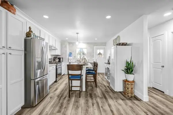 2012 Mission Avenue  #6, Escondido, CA 92027