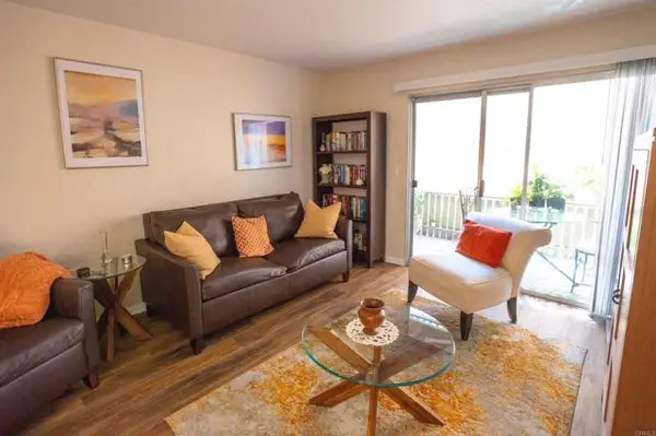 432 Edgehill Lane  #79, Oceanside, CA 92054