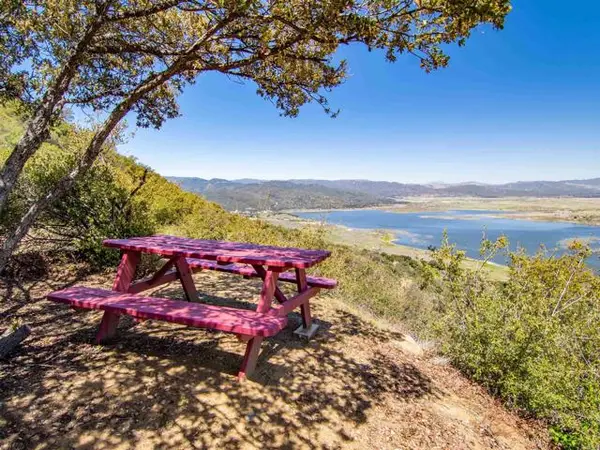 17 Bobcat Trail, Santa Ysabel, CA 92070