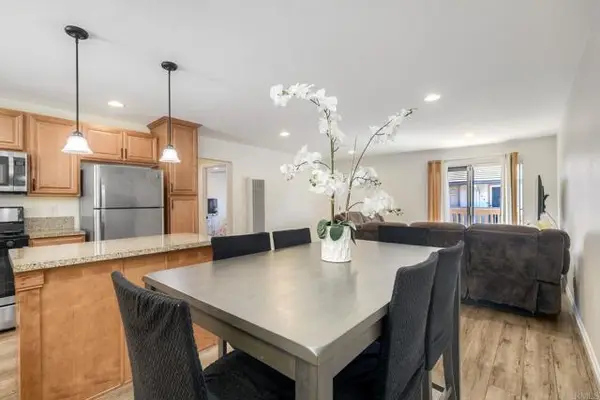 300 Washington Street  #B, Vista, CA 92084