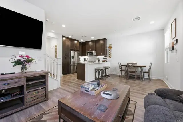 2117 Solara Lane, Vista, CA 92081 - #1