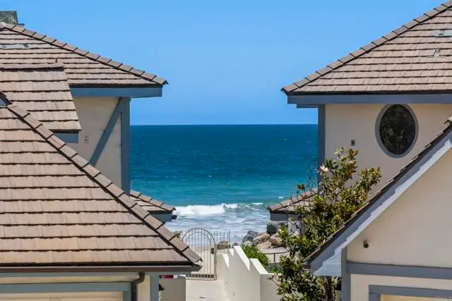 2340 Rue Des Chateaux, Carlsbad, CA 92008 - #2