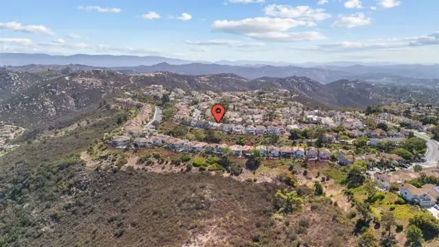 2462 Bear Rock Gln, Escondido, CA 92026 - #1