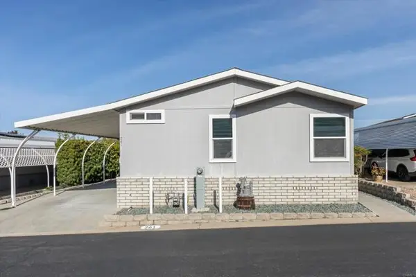 525 El Norte Pkwy.  #261, Escondido, CA 92026