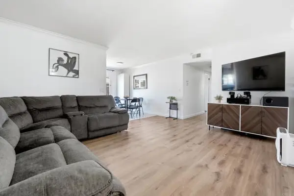 9220 Kenwood Street  #L, Spring Valley, CA 91977