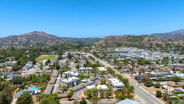 13834 Midland Rd, Poway, CA 92064