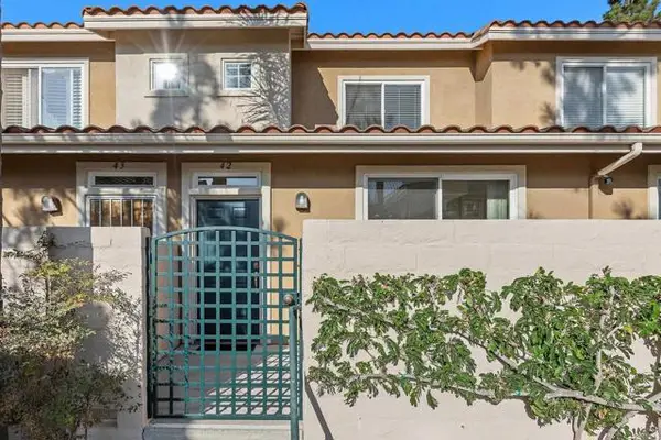 4121 Via Candidiz  #42, San Diego, CA 92130