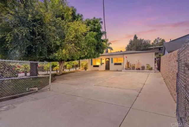 1061 Old Stage Road, Fallbrook, CA 92028 - #1