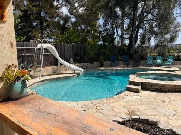 5329 Blackberry Way, Oceanside, CA 92057