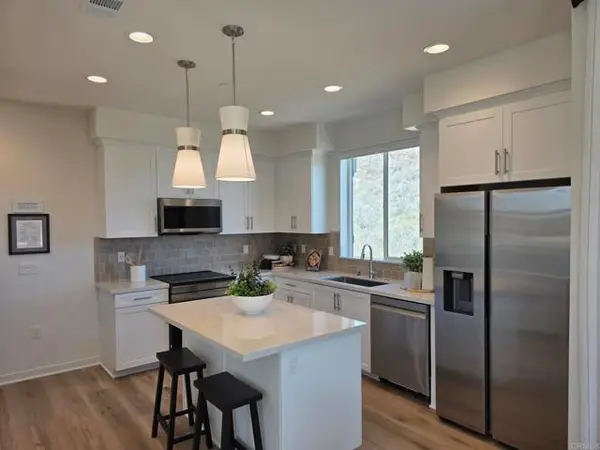 719 Vibrant, Escondido, CA 92026
