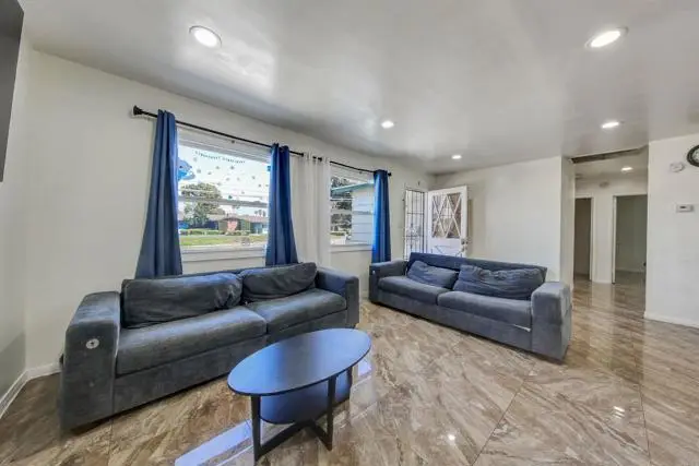 1609 Lexington Avenue, El Cajon, CA 92019 - #3