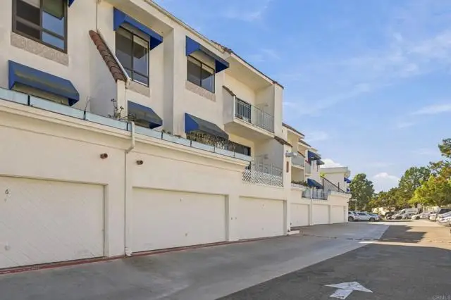 8310 Regents Road  #3H, San Diego, CA 92122 - #2