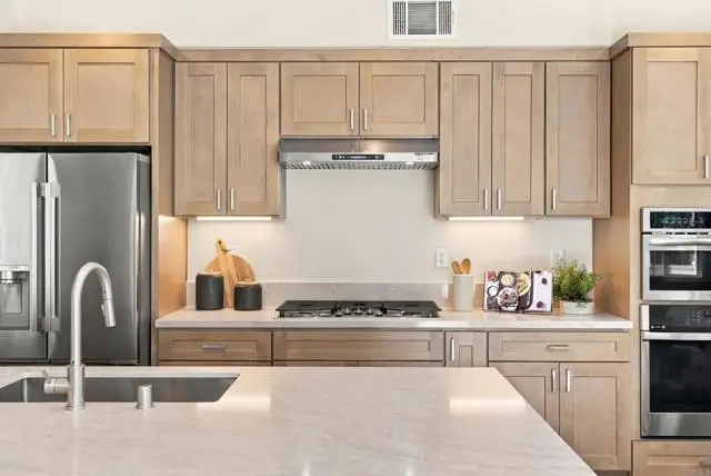 5595 Foxtail Loop, Carlsbad, CA 92010 - #1