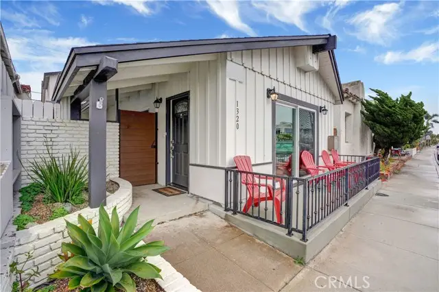 1320 Balboa Boulevard, Newport Beach, CA 92661 - #2