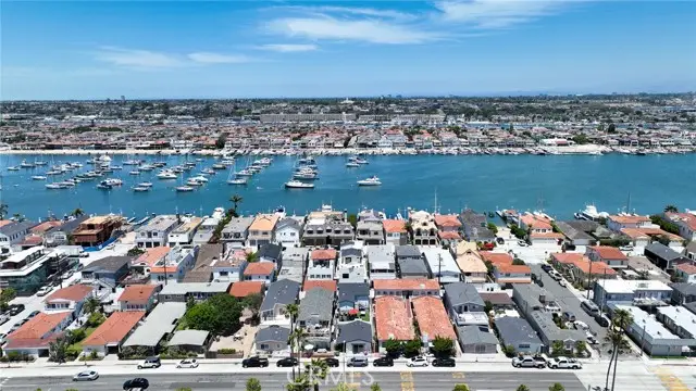 1320 Balboa Boulevard, Newport Beach, CA 92661 - #3